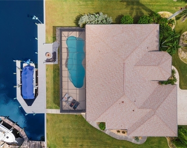 1811 Se 37th Terrace - Photo Thumbnail 25