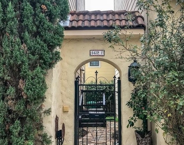 1432 W 21st Street - Photo Thumbnail 2