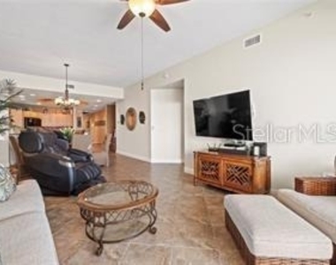 17735 Gulf Boulevard - Photo Thumbnail 4