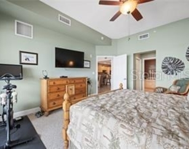 17735 Gulf Boulevard - Photo Thumbnail 16