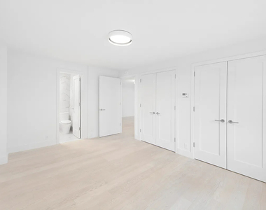 Copy of 920 Park Avenue, Unit 14bc - Photo Thumbnail 8
