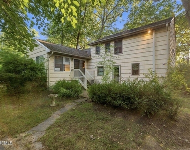 187 Elmwood Road - Photo Thumbnail 41
