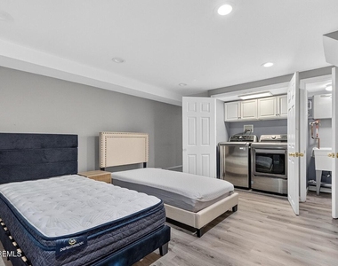 187 Elmwood Road - Photo Thumbnail 28