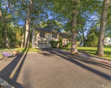 187 Elmwood Road - Photo Thumbnail 26