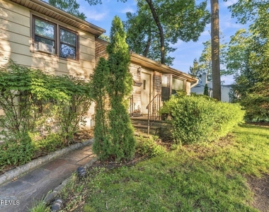 187 Elmwood Road - Photo Thumbnail 43