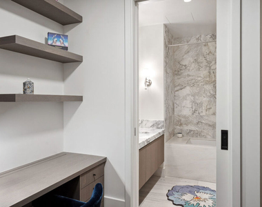 8420 W Sunset Boulevard - Photo Thumbnail 26