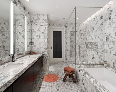 8420 W Sunset Boulevard - Photo Thumbnail 19