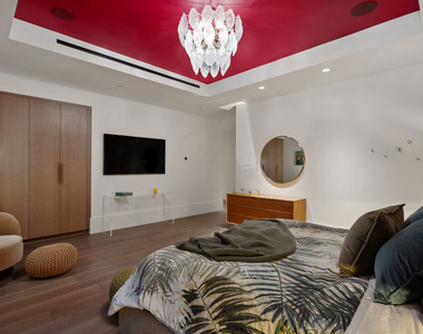 8420 W Sunset Boulevard - Photo Thumbnail 18