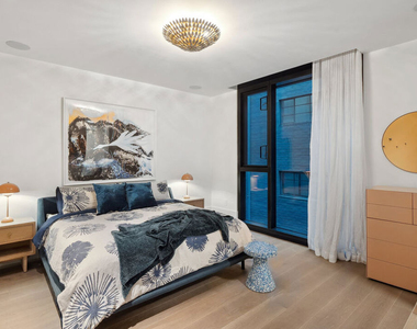 8420 W Sunset Boulevard - Photo Thumbnail 24
