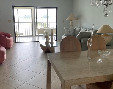 6866 Huntington Lane - Photo Thumbnail 14