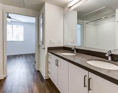 5900 Center Dr - Photo Thumbnail 19