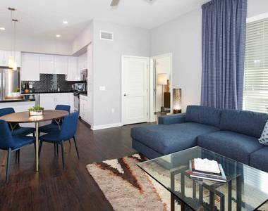 5900 Center Dr - Photo Thumbnail 11