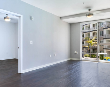 5900 Center Dr - Photo Thumbnail 14