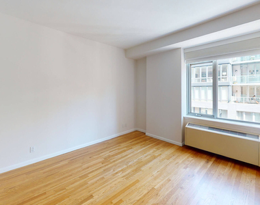 120 W. 21st - Photo Thumbnail 4
