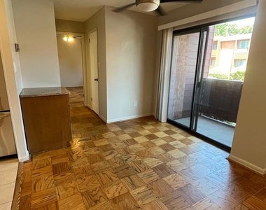 1508 S. George Mason - Photo Thumbnail 5