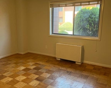 1508 S. George Mason - Photo Thumbnail 15