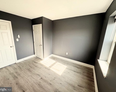 2417 W Jefferson Street - Photo Thumbnail 17