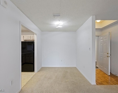 900 Arbor Lake Drive - Photo Thumbnail 8