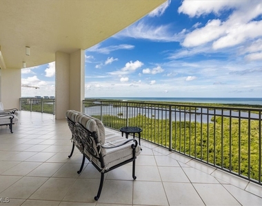 900 Arbor Lake Drive - Photo Thumbnail 25