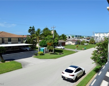 1625 Se 46th Street - Photo Thumbnail 21