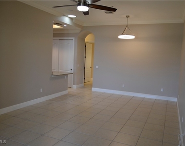 1625 Se 46th Street - Photo Thumbnail 8