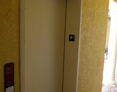 1625 Se 46th Street - Photo Thumbnail 2