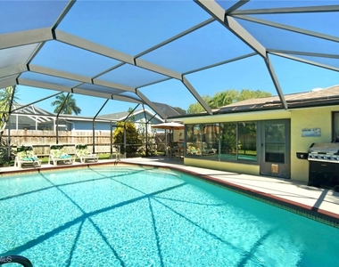 1140 Sw 44th Street - Photo Thumbnail 12