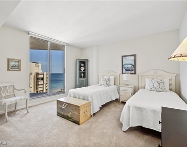 4041 Gulf Shore Boulevard N - Photo Thumbnail 14