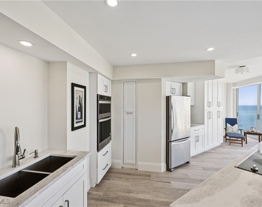 4041 Gulf Shore Boulevard N - Photo Thumbnail 5