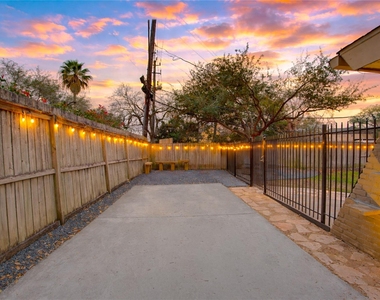 3201 Westridge Street - Photo Thumbnail 33