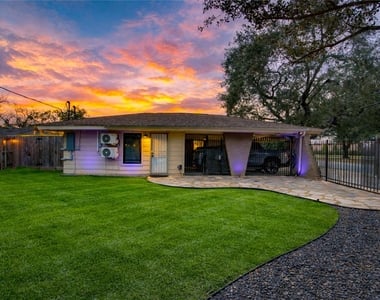3201 Westridge Street - Photo Thumbnail 35