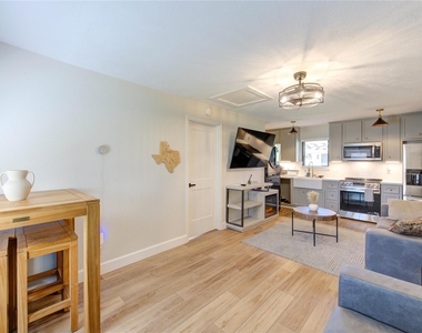 3201 Westridge Street - Photo Thumbnail 7