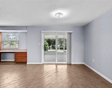4612 8th Street Court E - Photo Thumbnail 10