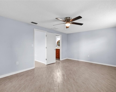 4612 8th Street Court E - Photo Thumbnail 19