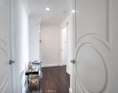 700 E Ocean Boulevard - Photo Thumbnail 22