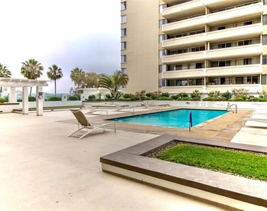 700 E Ocean Boulevard - Photo Thumbnail 34