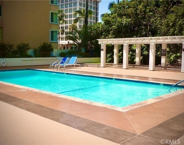 700 E Ocean Boulevard - Photo Thumbnail 33