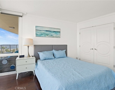 700 E Ocean Boulevard - Photo Thumbnail 27
