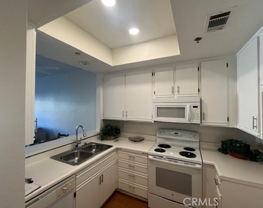 435 S. Anaheim Hills Rd - Photo Thumbnail 16
