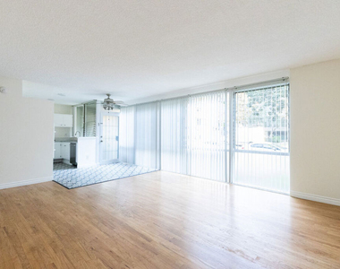 11131 Rose Avenue - Photo Thumbnail 12