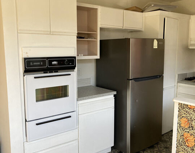 11131 Rose Avenue - Photo Thumbnail 1