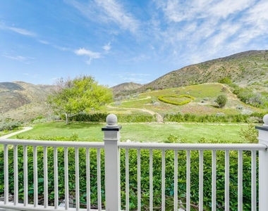 6277 Sea Star Drive - Photo Thumbnail 40