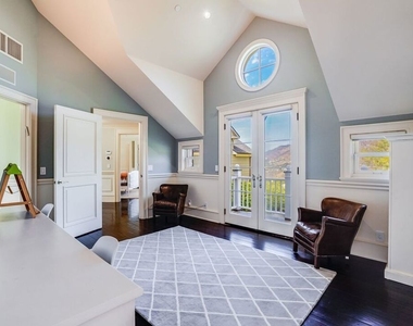6277 Sea Star Drive - Photo Thumbnail 33