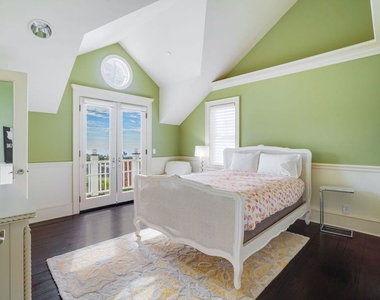 6277 Sea Star Drive - Photo Thumbnail 36