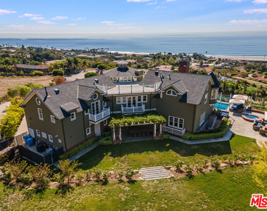 6277 Sea Star Drive - Photo Thumbnail 1