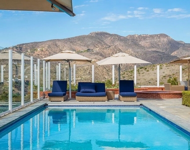 6277 Sea Star Drive - Photo Thumbnail 3