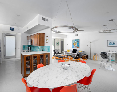 24 Desert Lakes Drive - Photo Thumbnail 8
