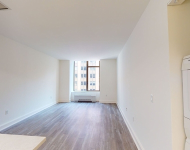 10 Hanover Square - Photo Thumbnail 2
