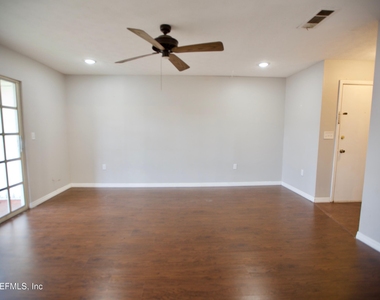 5201 Atlantic Boulevard - Photo Thumbnail 5