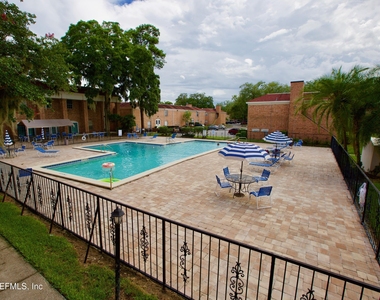 5201 Atlantic Boulevard - Photo Thumbnail 16